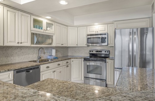Sandestin Condo | Gulf Front ~ Large Balcony ~ Seasonally Heated Pool ~ Private Beach