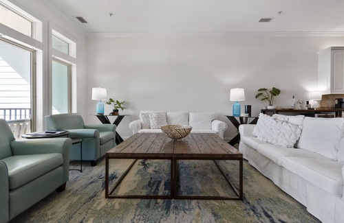 Navarre Beach House | Gulf front luxury w/2 king suites & dune crossover!