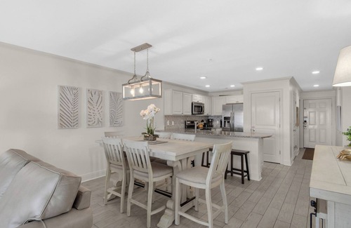 Crystal Beach Condo | Gulf Front Master Bedroom, One Free Beach Set-up, Great Location!