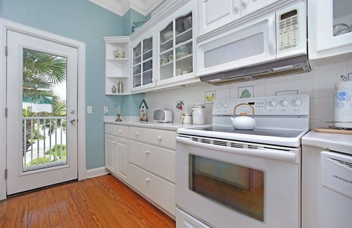 Kiska Beach House | GULF FRONT OASIS, PRIVATE HEATED POOL-opt, 5 BR, GORGEOUS BEACH VIEWS, Sleeps 12