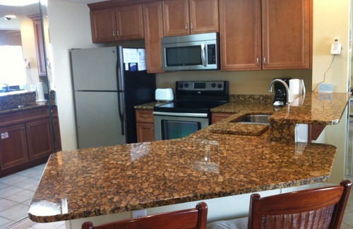 Destin Condo | Gulf-front on beach '25 beach service inc.! September flash sale going on now.