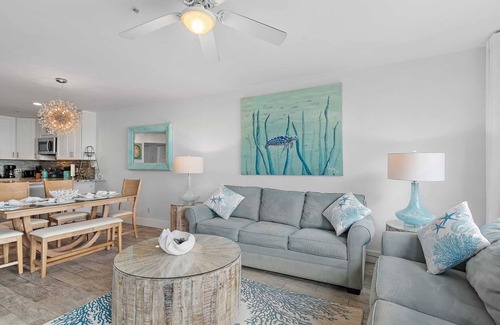 Miramar Beach Condo | Gulf Front, Pet Friendly Maravilla 2310 2 Bed/2 Bath includes Beach serv. $300 value per we