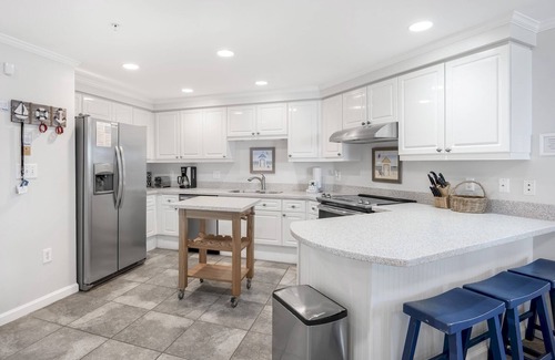 Sandestin Condo | Gulf Front ~ Private Balcony ~ Seasonally Heated Pool