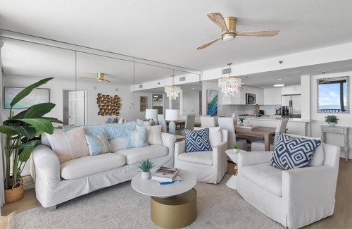 Beach District Condo | GULF FRONT renovated condo with Stunning Views 'Casa del Mare'