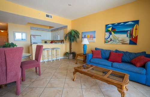 Miramar Beach Condo | Gulf Front Stay Poolside Peace and Quiet
