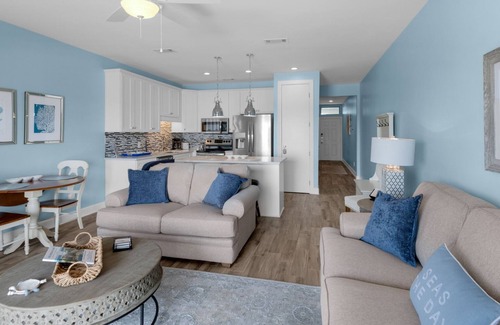 Seagrove Beach Condo | Gulf Front, Stunning Views & Near to Seaside + Free Attraction Tickets!