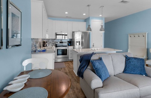 Seagrove Beach Condo | Gulf Front, Stunning Views & Near to Seaside + Free Attraction Tickets!