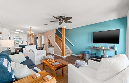 Sunnyside House | Gulf Front Townhome on Quiet Beach near 30A