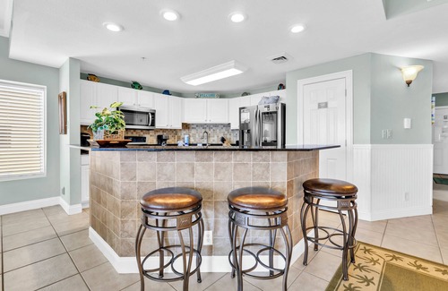 Panama City Beach Condo | Gulf Front~Wrap Balcony~VIP Parking~Largest Unit Size in Complex~Calypso 1-2109