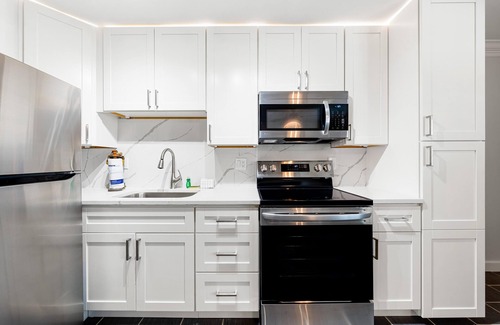Siesta Key Village Condo | Gulf Holiday by Beachside Management