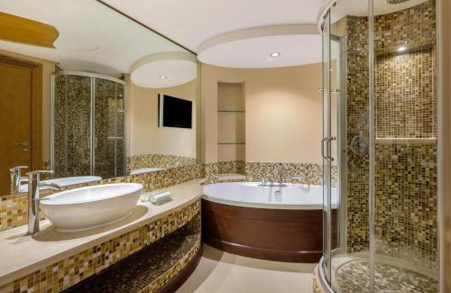 Qudaibiya Hotel | Gulf Hotel Bahrain Convention and SPA