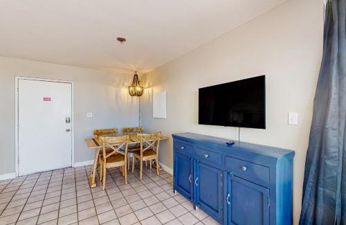 Gulf Shores Apartment | Gulf House 104
