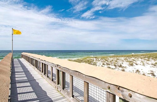 Navarre Beach Apartment | Gulf Island #114