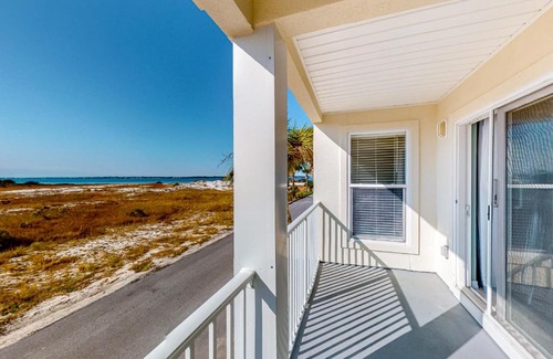 Navarre Beach Apartment | Gulf Island 412