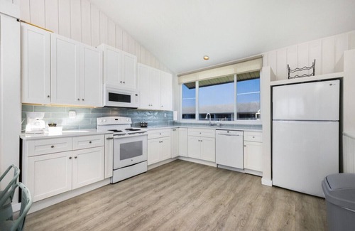 Cedar Key Apartment | Gulf of Mexico waterfront townhouse