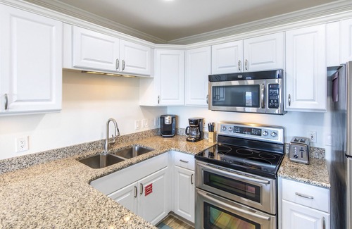 Gulf Place Condo | Gulf Place Caribbean- Community Pool, Tennis Court, Beach Access
