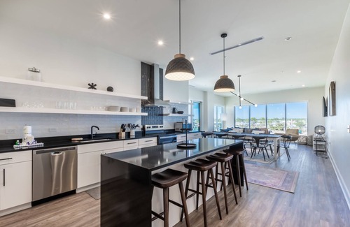 Gulf Shores Condo | Gulf Place Condos~Direct Beach Access~4BR