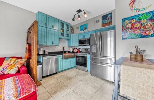 Gulf Place Condo | Gulf Place Ground Floor Unit with Heated Pool & Private Beach Access