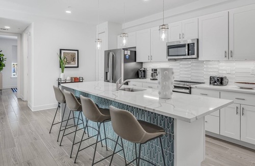 Gulf Place Condo | Gulf Place ~ Private Beach Access ~ Wraparound Balcony ~ Community Pool