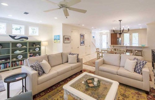 Gulf Place House | Gulf Place, Shops, Restaurants, Community Pool, Beach Access, New to Program