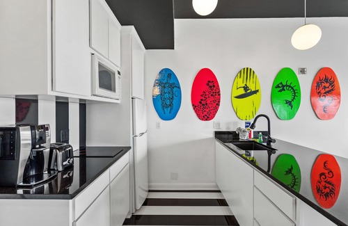 Gulf Place Condo | Gulf Place Studio-30a! Beach View, Pool-Hot Tub, Balcony, Tennis, Pickle Ball