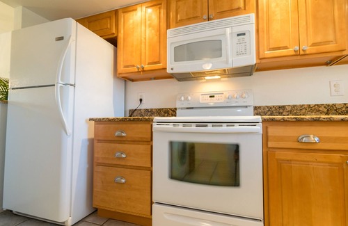 Holmes Beach Condo | Gulf Sands 201 2/2 Condo Gulf Front With Large Pool