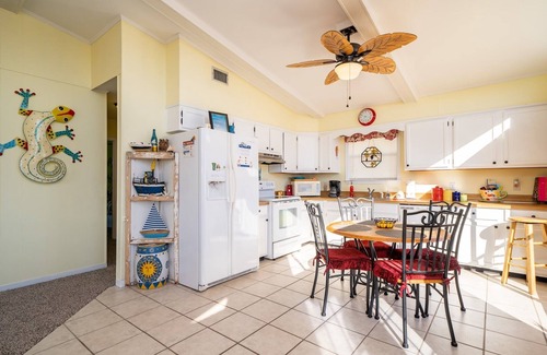 Fort Morgan House | Gulf Shores Beach House ~Palm Paradise~ Fort Morgan area