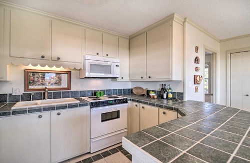 Surf Side Shores House | Gulf Shores Rental with Large Porch - Walk to Beach