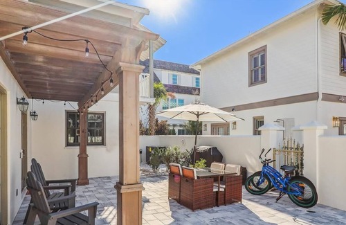 Rosemary Beach House | Gulf Side 30A Rental - Just Steps to Pool & Beach Access 'Lovin 30A' + Bikes