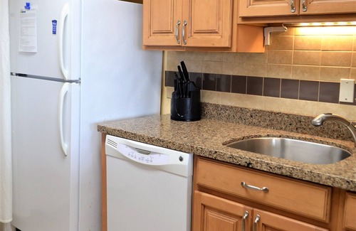 Murrells Inlet Condo | Gulf Stream Villas 110 - Oceanfront in Garden City Beach