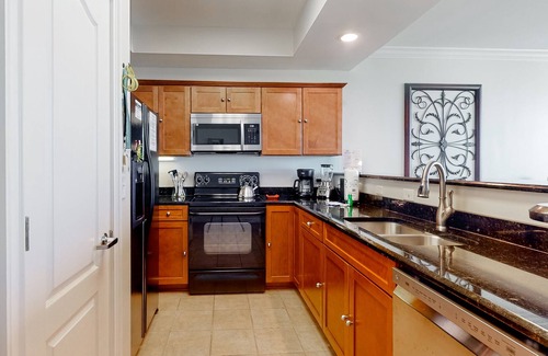 Fort Morgan Condo | Gulf-view beach condo with balcony, pool, hot tub, fitness center, AC, & W/D
