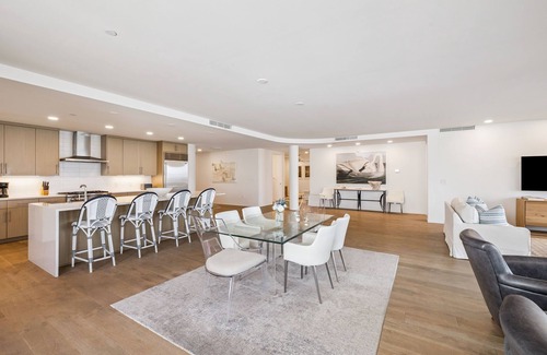 Seagrove Beach Condo | Gulf View Condo, Beach Front Pool and Access - Viridian 203 Above Surfing Deer