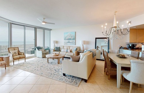 Orange Beach East Condo | Gulf-view condo with beach access, indoor/outdoor pools, & private balcony