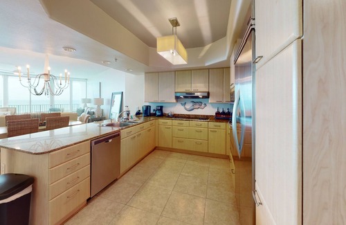 Orange Beach East Condo | Gulf-view condo with beach access, indoor/outdoor pools, & private balcony