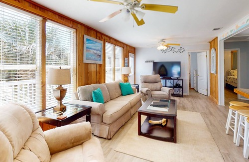 Fort Morgan House | Gulf-view home with deck, screened porch, AC, & W/D - walk to beach
