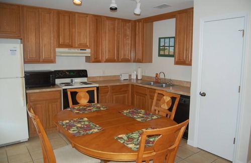 Gulf Shores Resort | Gulf View! Walk to the Hangout! Southern Shores Beach Resort