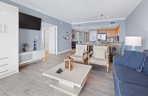 Long Beach Condo | 🌞Gulf VIEWS-BEACH Front-Pool-Grandview East 1203🌞