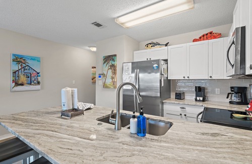 Miramar Beach Condo | Gulf Views + Deeded Beach Access & Chair Setup ~ Maravilla 4303