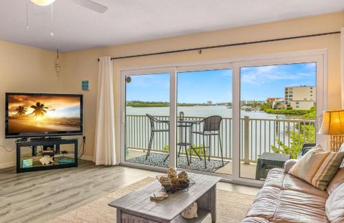 Indian Shores House | Gulf Views Pool Walk to Beach Family Friendly