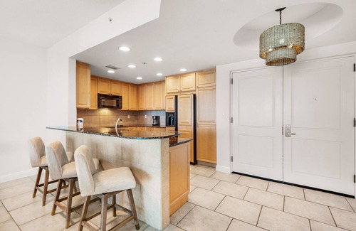 Pensacola Beach Condo | 🌴Gulf Views-Private Balcony-Indoor+Outdoor Pool-Portofino 2-1902🌴