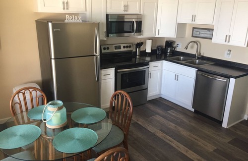 Gulf Shores Condo | GULF VILLAGE CONDO LOCATED ON THE BEACH, DIRECT VIEW OF THE GULF, Sleeps 4.