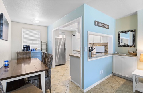 St. Petersburg - Clearwater Condo | 🌊 Gulf Winds 2BR Condo — Gulf Views & Steps to the Sand