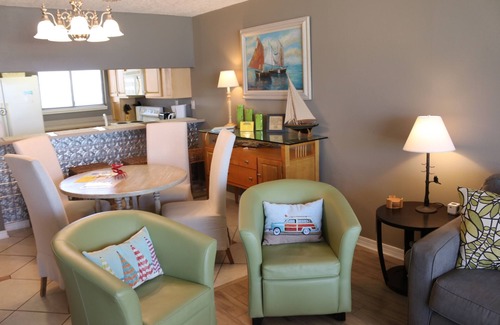 Pensacola Beach Condo | Gulf Winds by Surfside