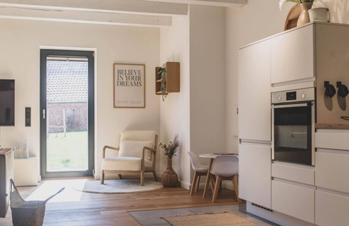 Rysum Apartment | *Gulfhof van Senden - Fenna - Gulfhof van Senden - Fenna (ground floor/first floor)