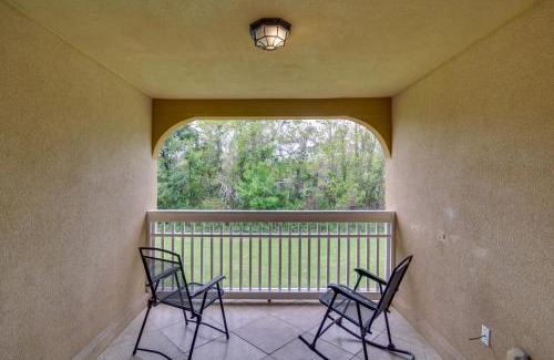 Gulfport Apartment | Gulfport Condo with Private Balcony - Walk to Beach!