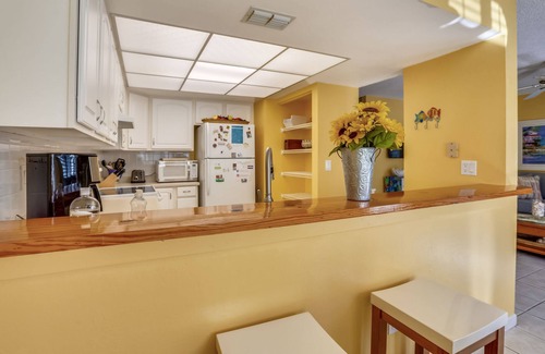 Indian Rocks Beach House | Gulfside Villas 6 -Beautifully Townhome on beach
