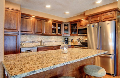Corpus Christi Condo | Gulfstream Condos Unit 612 | Penthouse on the Beach | Heated Pool & Hot Tub