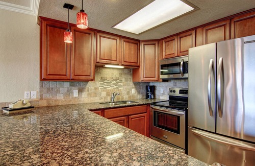 Corpus Christi Condo | Gulfstream Condos Unit 616 | Top-Floor | Gulf Front Views