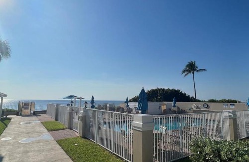 Delray Beach Resort | Gulfstream Manor
