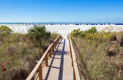 South Island Resort | GullWing Beach Resort